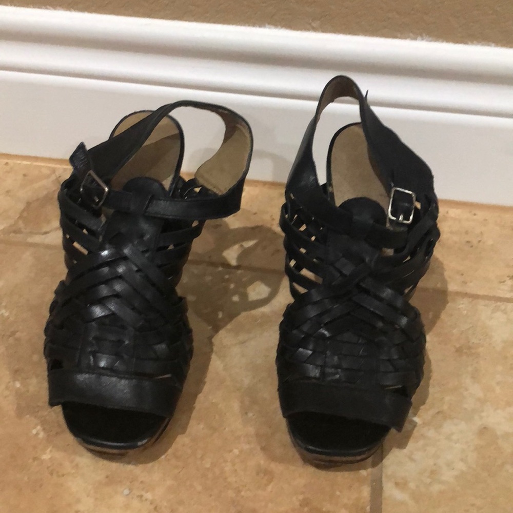 Jessica Simpson high heels